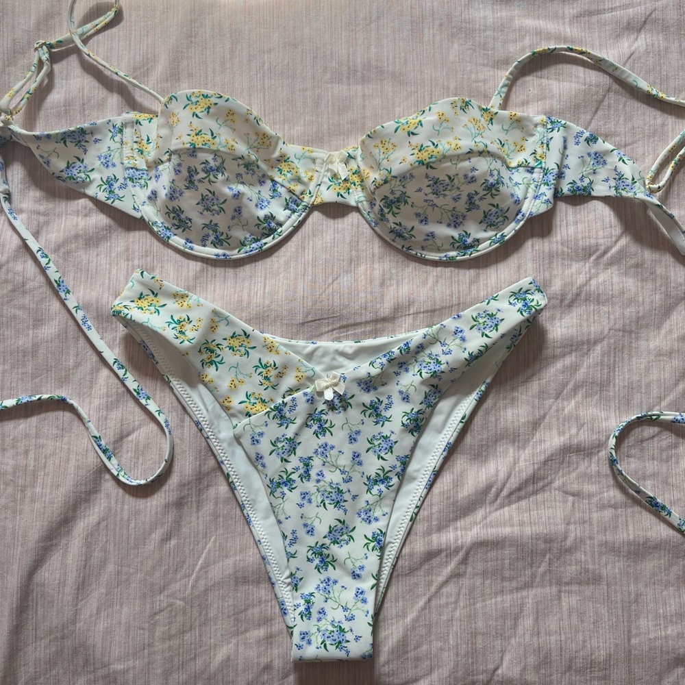 Blackbough floral bikini